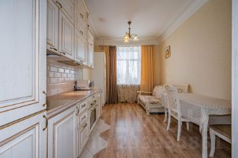 2-комн.кв., 42 м², этаж 4