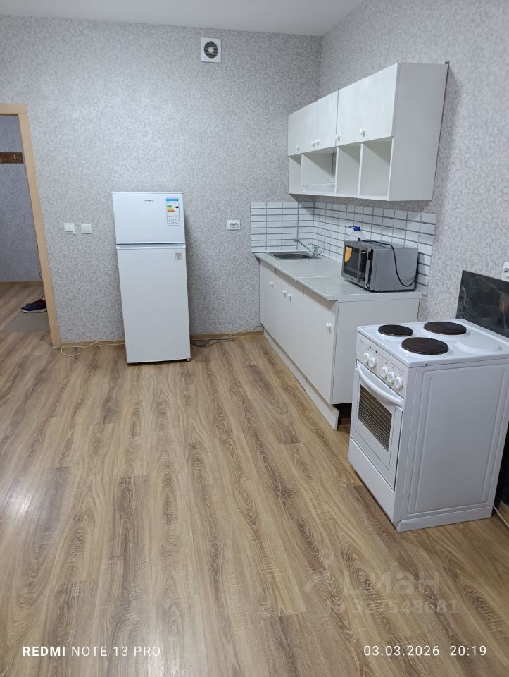 1-к кв. Свердловская область, Екатеринбург бул. Золотистый, 7 (40.2 м²)