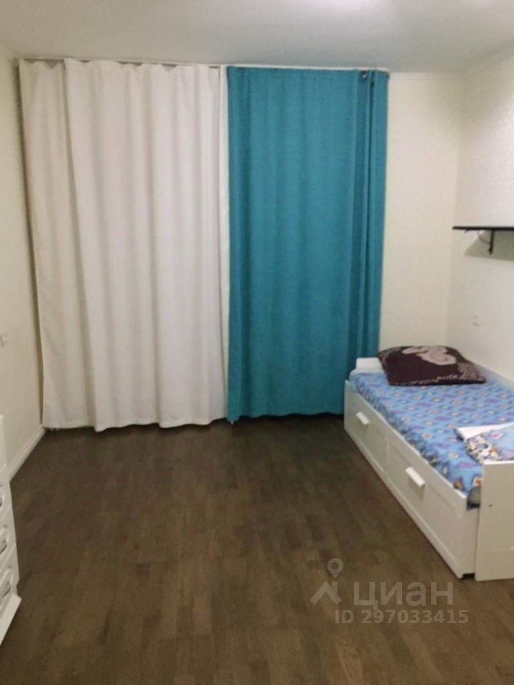 3-к кв. Калмыкия, Элиста ул. Максима Горького, 18 (85.0 м²)