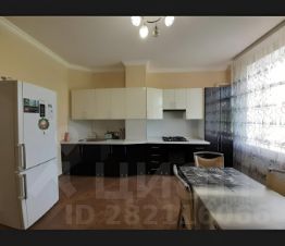 2-комн.кв., 77 м², этаж 2