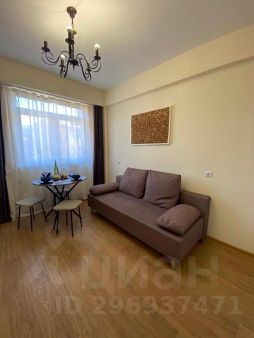 1-комн.кв., 40 м², этаж 3