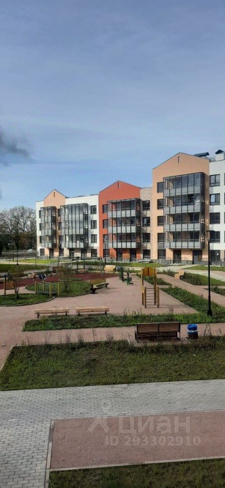 Продаю однокомнатную квартиру 35м² ул. Счастливая, 4, Ленинградская ...