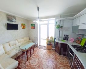 2-комн.кв., 52 м², этаж 3