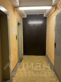 2-комн.кв., 51 м², этаж 9