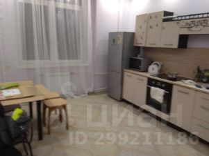 2-комн.кв., 90 м², этаж 25