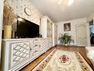 2-комн.кв., 55 м², этаж 3