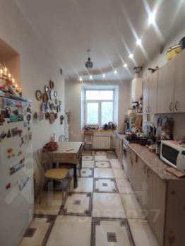 4-комн.кв., 105 м², этаж 4