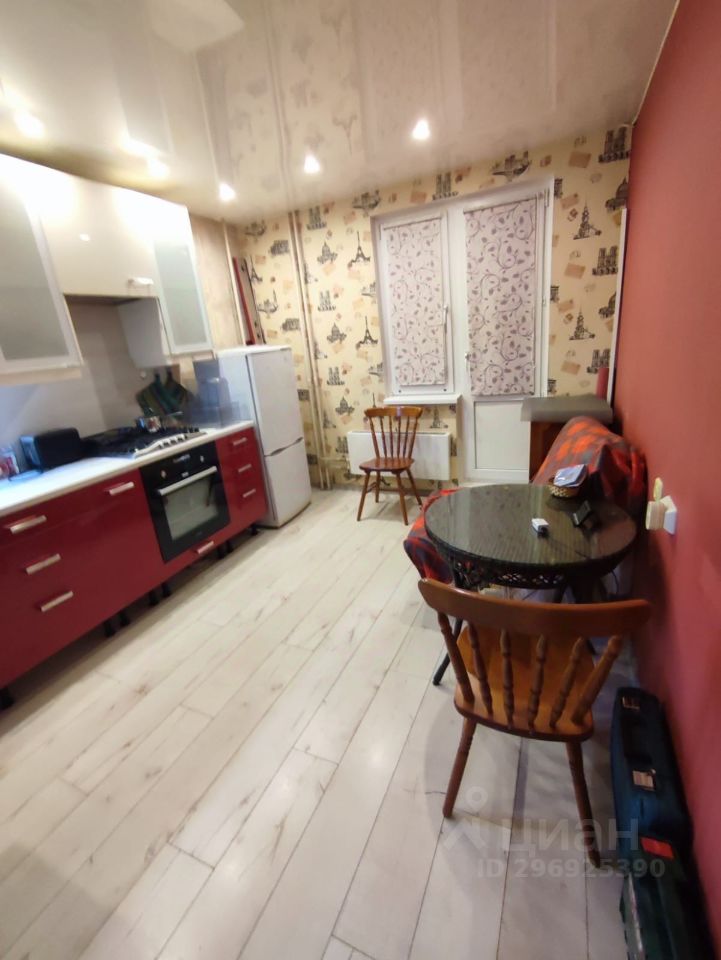 Снять однокомнатную квартиру 44м² ул. Радищева, 9, Гатчина ...