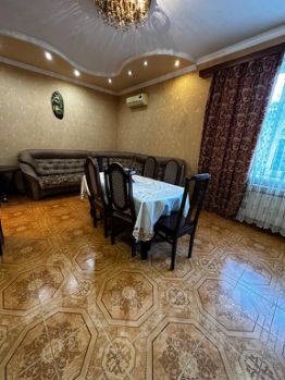 3-комн.кв., 74 м², этаж 1