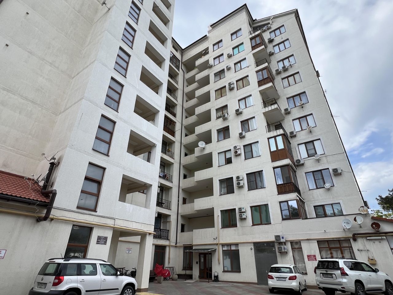 Продажа двухкомнатной квартиры 77,4м² ул. Грибоедова, 9, Геленджик,  Краснодарский край - база ЦИАН, объявление 301783825