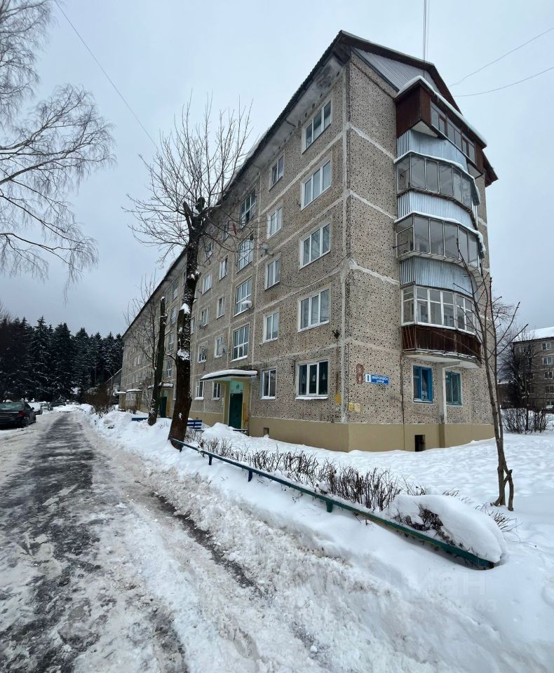 Купить двухкомнатную квартиру 42.6м² ул. Микрорайон, 8, Московская ...