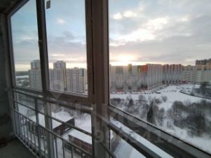 2-комн.кв., 77 м², этаж 17