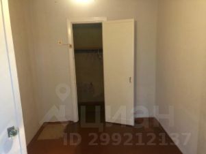 2-комн.кв., 42 м², этаж 3