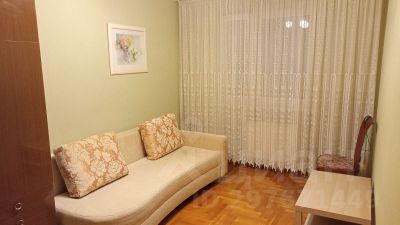 3-комн.кв., 77 м², этаж 3