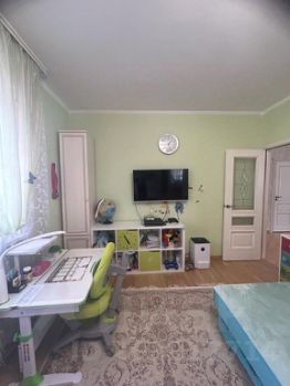 2-комн.кв., 72 м², этаж 17