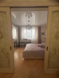 2-комн.кв., 72 м², этаж 17