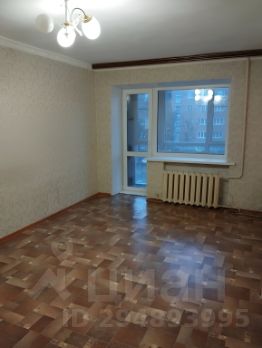 1-комн.кв., 32 м², этаж 3