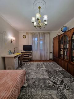 3-комн.кв., 84 м², этаж 4