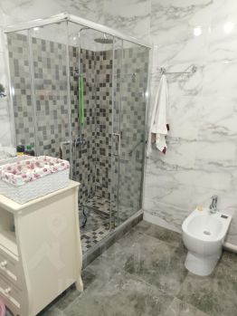 2-комн.кв., 58 м², этаж 2