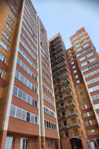 2-комн.кв., 43 м², этаж 15