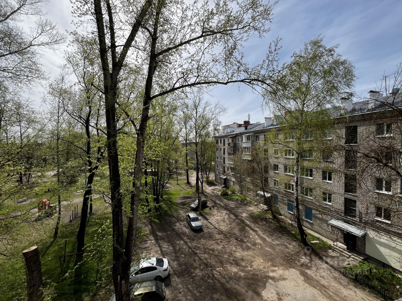 Купить квартиру рядом со школой на улице Микрорайон в городе  Гусь-Хрустальный. Найдено 1 объявление.