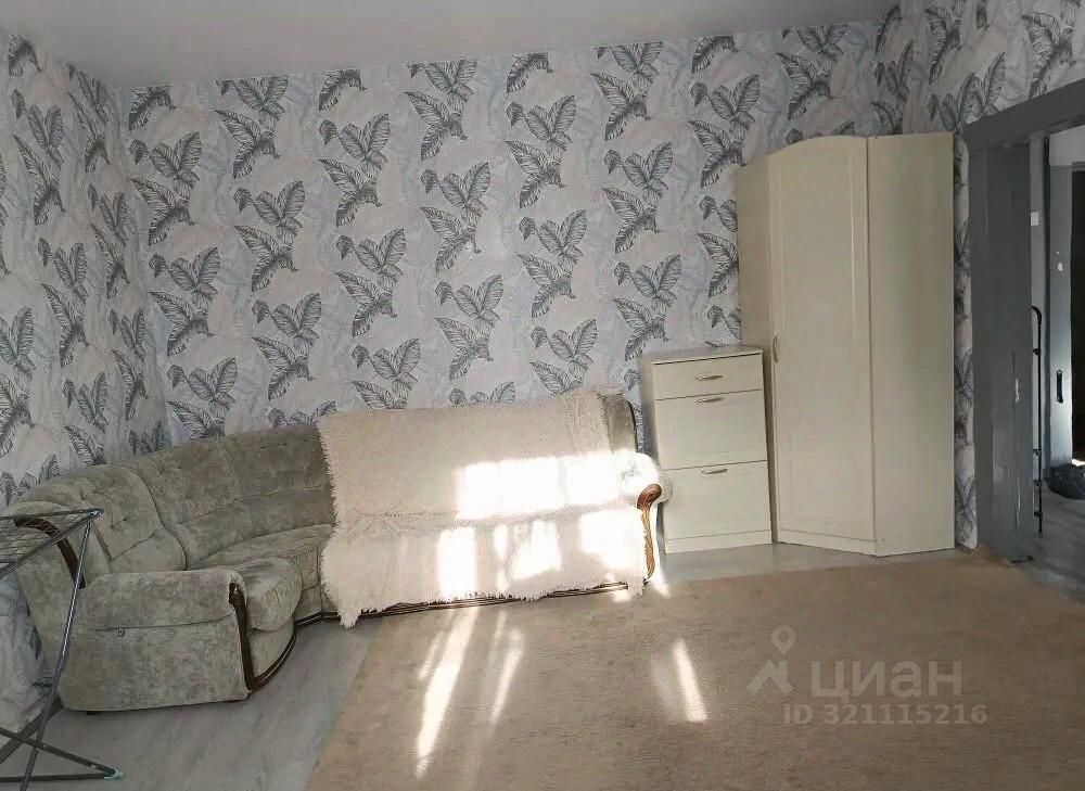 1-к кв. Хабаровский край, Хабаровск ул. Калинина, 33 (52.0 м²)