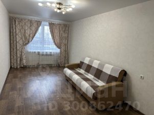 1-комн.кв., 44 м², этаж 3