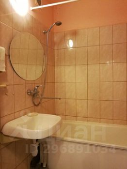 2-комн.кв., 58 м², этаж 3