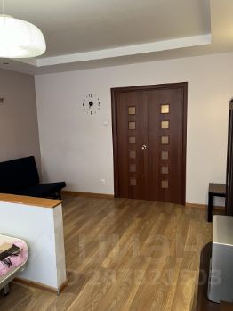 2-комн.кв., 61 м², этаж 3