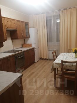 2-комн.кв., 72 м², этаж 21