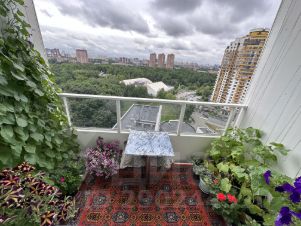 1-комн.кв., 48 м², этаж 18