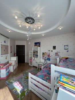 3-комн.кв., 110 м², этаж 8