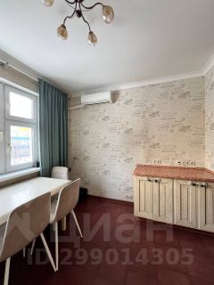 4-комн.кв., 93 м², этаж 3