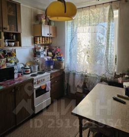 3-комн.кв., 64 м², этаж 10