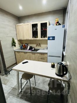 2-комн.кв., 42 м², этаж 3