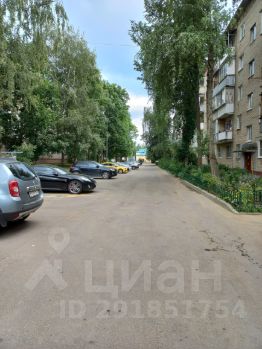 2-комн.кв., 44 м², этаж 1