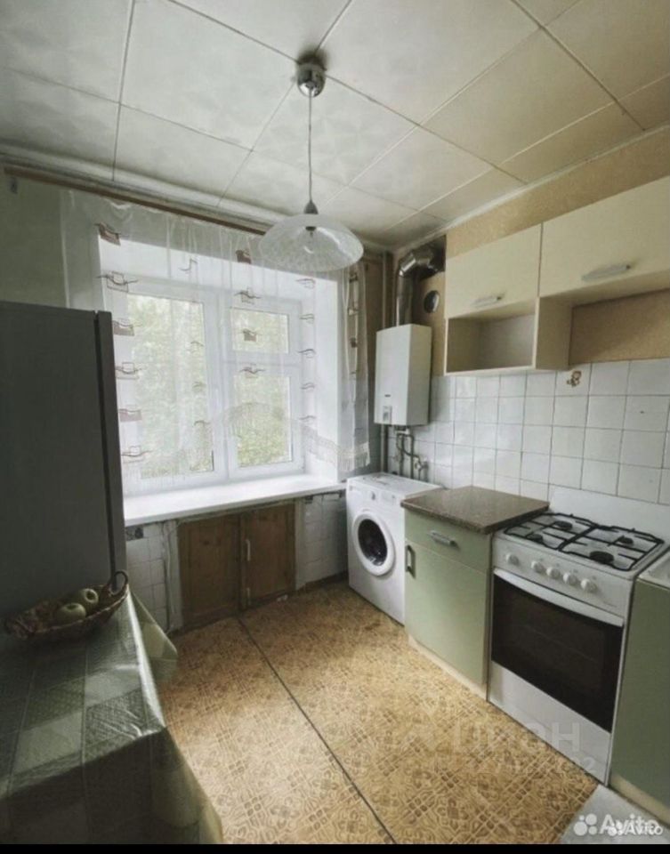 1-к кв. Ивановская область, Иваново ул. Парижской Коммуны, 24 (30.0 м²)