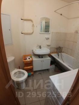 1-комн.кв., 41 м², этаж 10