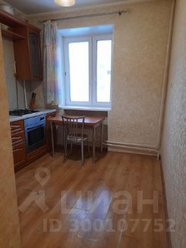 1-комн.кв., 32 м², этаж 3