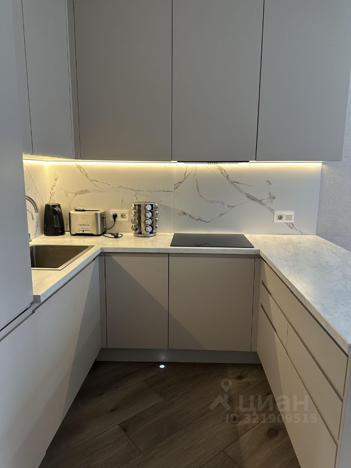 2-к кв. Калининградская область, Калининград Мирная ул., 1к2 (71.0 м²)