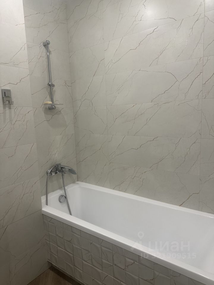 2-к кв. Калининградская область, Калининград Мирная ул., 1к2 (71.0 м²)