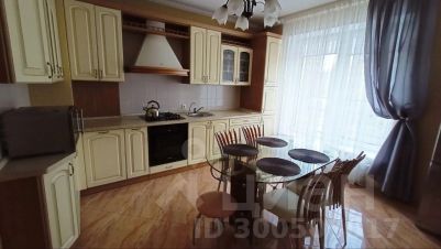 2-комн.кв., 70 м², этаж 3