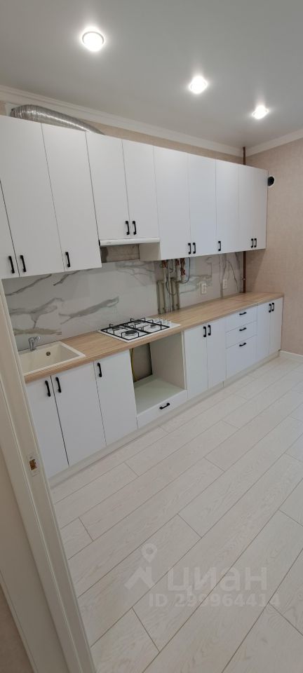 Купить однокомнатную квартиру 39м² ул. Аллея Смелых, 204к1, Калининград ...