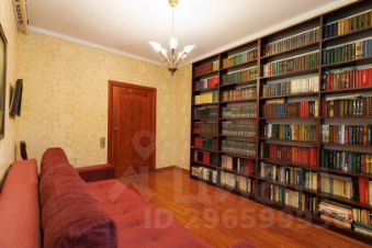 4-комн.кв., 140 м², этаж 1