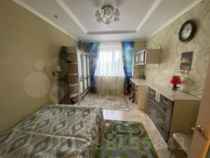 4-комн.кв., 127 м², этаж 4