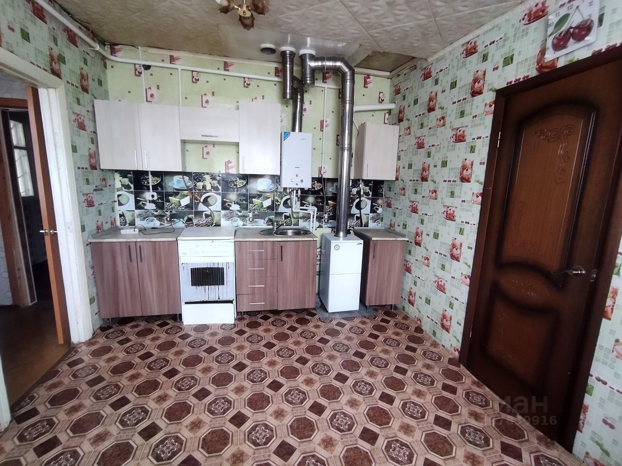 Купить квартиру 90 кв.м. в Каменск-Шахтинском, продажа квартир 90 м2.  Найдено 4 объявления.