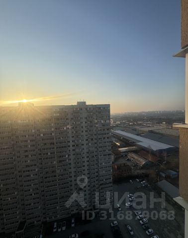 2-комн., 56 м², 23/24 этаж