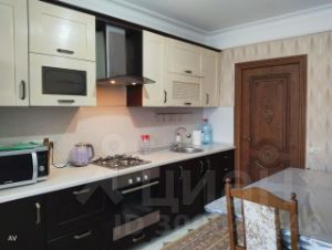 2-комн.кв., 70 м², этаж 3