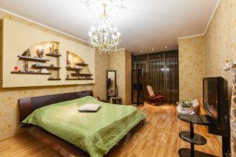 4-комн.кв., 132 м², этаж 3