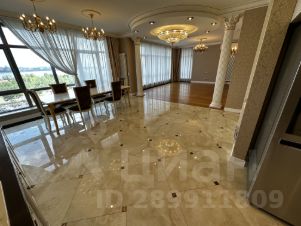 3-комн.кв., 150 м², этаж 4